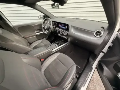 Photo 10 Mercedes GLA 250 e AMG Line