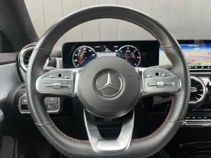 Photo 19 Mercedes CLA 200 d AMG Line