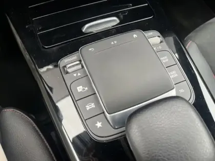 Photo 12 Mercedes CLA 200 d AMG Line