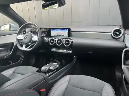 Photo 7 Mercedes CLA 200 d AMG Line