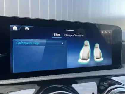 Photo 17 Mercedes Classe A 200 AMG Line