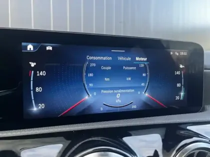 Photo 15 Mercedes Classe A 200 AMG Line