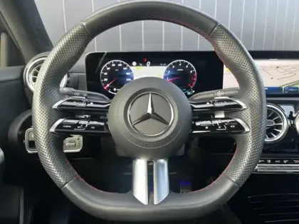 Photo 23 Mercedes Classe A 200 AMG Line