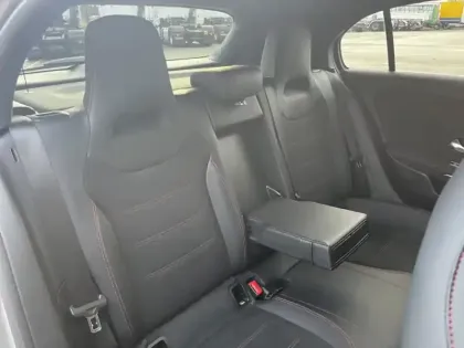 Photo 9 Mercedes Classe A 200 AMG Line