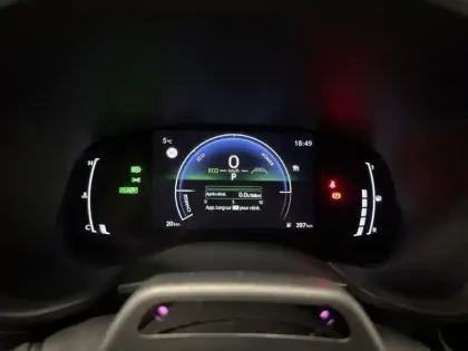 Photo 17 Toyota Aygo Hybride 116h Graphic CROSSOVER GRAPHI