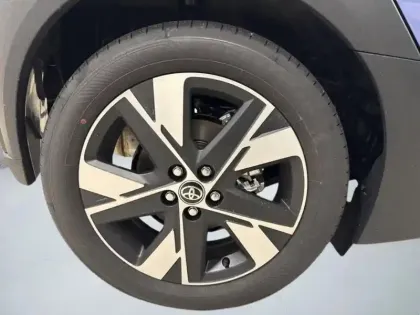 Photo 8 Toyota Aygo Hybride 116h Graphic CROSSOVER GRAPHI