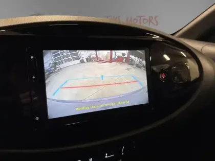 Photo 11 Toyota Aygo Hybride 116h Graphic CROSSOVER GRAPHI