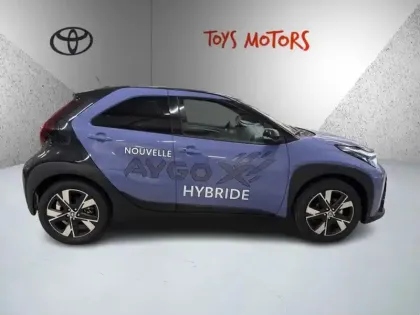 Photo 5 Toyota Aygo Hybride 116h Graphic CROSSOVER GRAPHI
