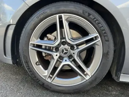 Photo 8 Mercedes Classe B 200 d AMG Line Edition