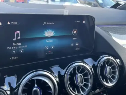 Photo 13 Mercedes Classe B 200 d AMG Line Edition