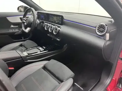 Photo 47 Mercedes CLA 200 d AMG Line