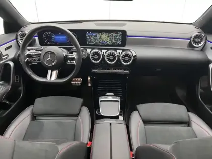 Photo 27 Mercedes CLA 200 d AMG Line