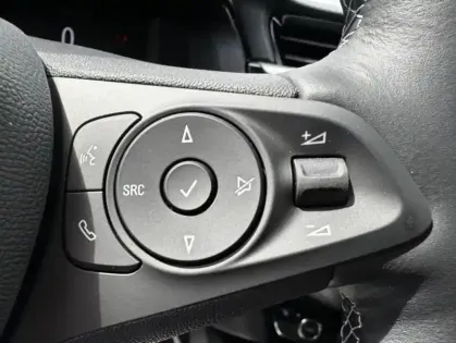 Photo 7 Opel Corsa VI 1.2 Turbo 100ch Edition