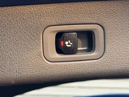 Photo 17 Mercedes Classe GLC SUV 220 d 4MATIC AMG Line Li