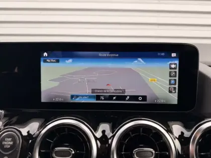 Photo 14 Mercedes GLA 200 d AMG Line