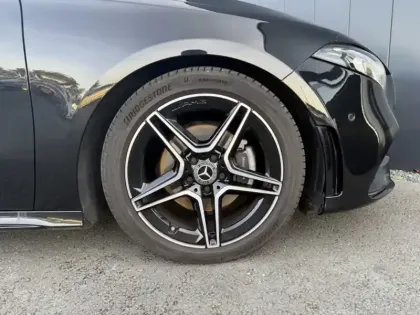 Photo 5 Mercedes Classe A 180 d AMG Line