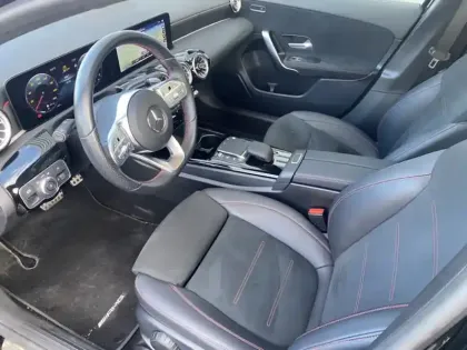 Photo 7 Mercedes Classe A 200 Berline AMG Line