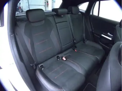 Photo 8 Mercedes EQA 250+ AMG Line