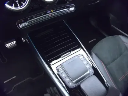 Photo 19 Mercedes EQA 250+ AMG Line