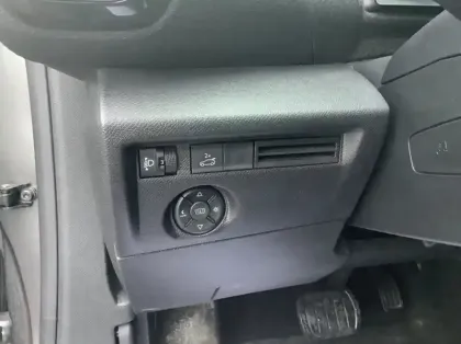 Photo 26 Citroën C4 BlueHDi 130 S&S EAT8 Max