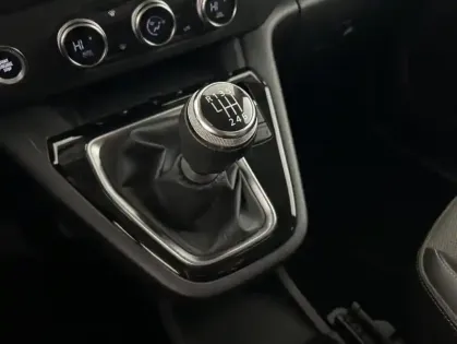 Photo 19 Renault Kangoo 1.5 Blue dCi 115ch Techno + Roue de secours