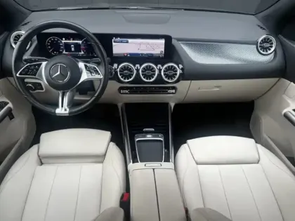 Photo 9 Mercedes GLA 200 d Progressive Line