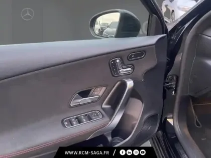 Photo 8 Mercedes Classe A 200 d AMG Line