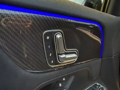 Photo 10 Mercedes GLA 200 d 150ch AMG Line 8G-DCT