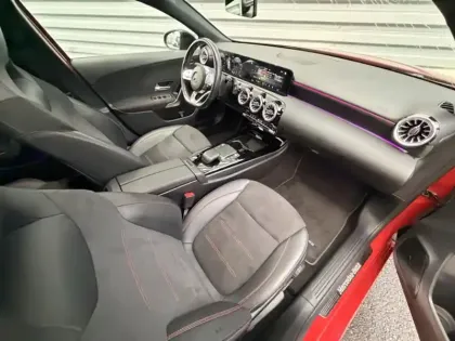 Photo 9 Mercedes Classe A 200 AMG Line