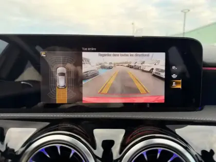 Photo 15 Mercedes Classe A 200 AMG Line