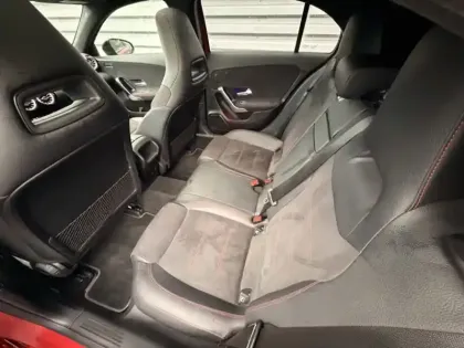 Photo 8 Mercedes Classe A 200 AMG Line