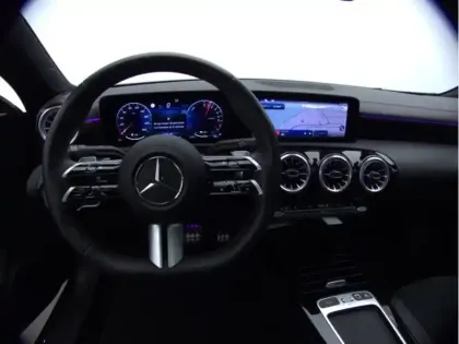 Photo 23 Mercedes CLA Coupé 250 e Hybrid EQ AMG Line