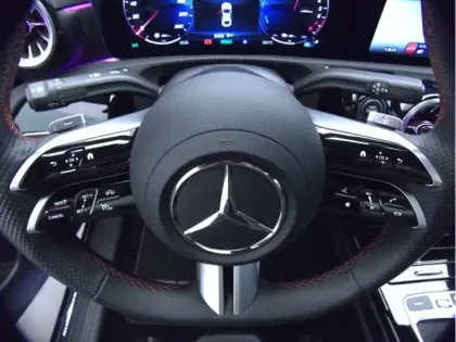 Photo 13 Mercedes CLA Coupé 250 e Hybrid EQ AMG Line