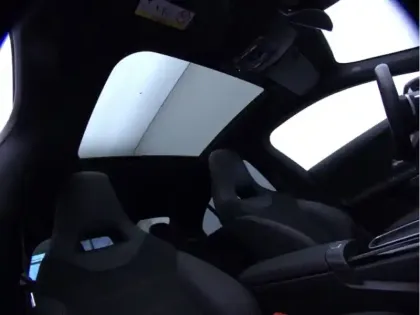 Photo 10 Mercedes CLA Coupé 250 e Hybrid EQ AMG Line