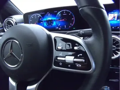 Photo 10 Mercedes Classe A 200 d Progressive Line
