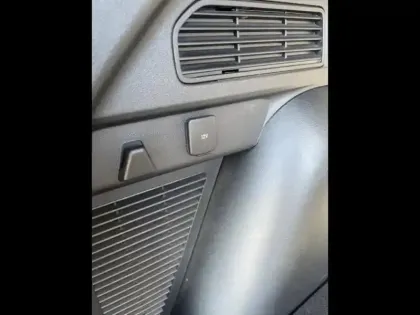 Photo 15 Ford Kuga  2.5 Duratec 180ch Hybrid FlexiFuel Titanium Business Powershift