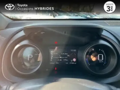 Photo 13 Toyota Yaris  116h Design 5p