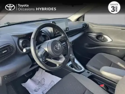 Photo 8 Toyota Yaris  116h Design 5p