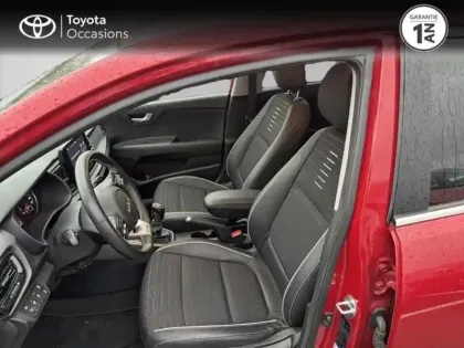 Photo 10 Kia Rio  1.0 T-GDI 100ch MHEV GT-Line iBVM6