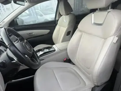 Photo 9 Hyundai Tucson  1.6 CRDI 136ch Hybrid 48V Executive DCT7