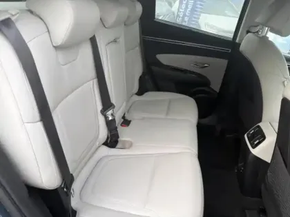 Photo 11 Hyundai Tucson  1.6 CRDI 136ch Hybrid 48V Executive DCT7