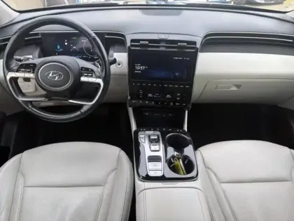 Photo 13 Hyundai Tucson  1.6 CRDI 136ch Hybrid 48V Executive DCT7