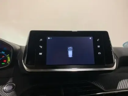 Photo 11 Peugeot 208  e- 136ch Style