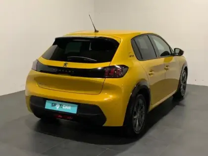 Photo 6 Peugeot 208  e- 136ch Style