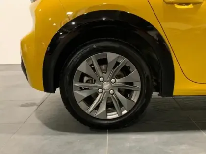 Photo 7 Peugeot 208  e- 136ch Style