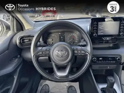 Photo 8 Toyota Yaris  116h Dynamic 5p