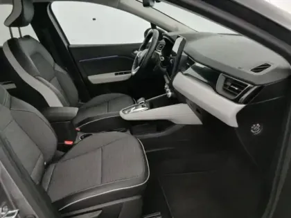 Photo 13 Renault Captur  1.6 E-Tech hybride rechargeable 160ch Intens -21