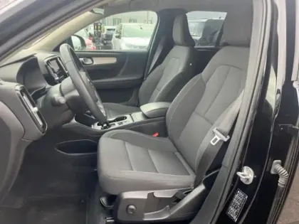 Photo 5 Volvo Xc40  T2 129ch Momentum Business Geartronic 8