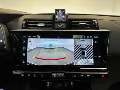 Photo 13 DS Ds 7  E-TENSE 4x4 300ch Opera