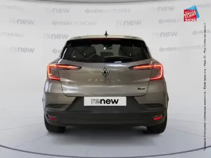 Photo 6 Renault Captur  1.8 E-Tech full hybrid 160ch Evolution - 25